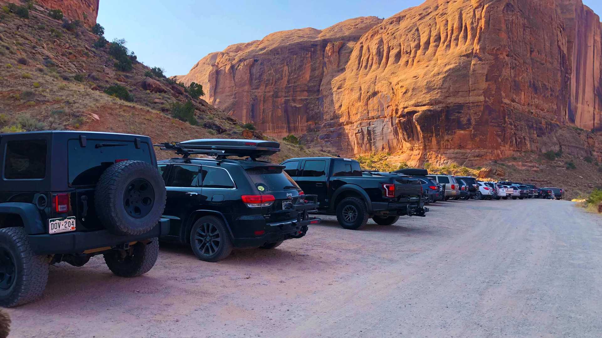 porcupine-rim-parking-lot-IMG_9303.jpg